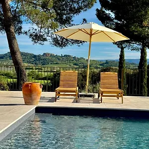 La Clé Des Champs&spa Hotel